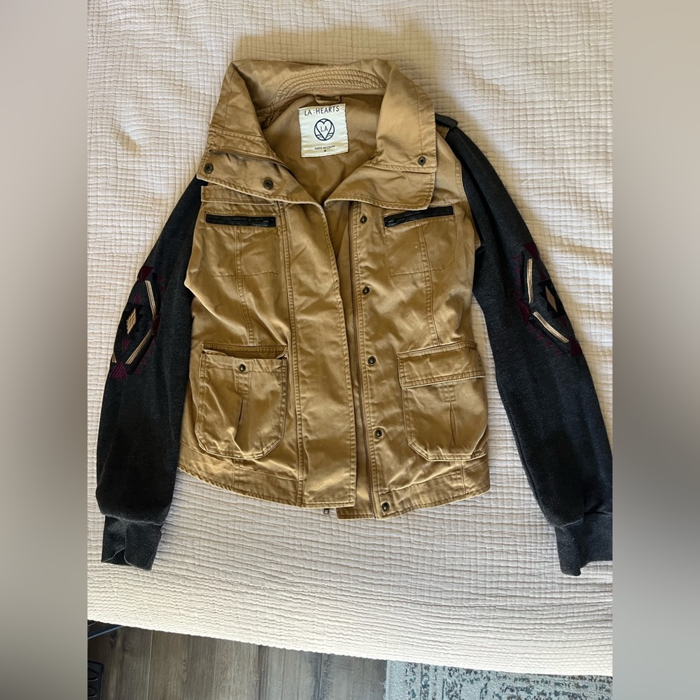 LA Hearts Utility Jacket – Tan & Charcoal Knit Sleeves – Size S